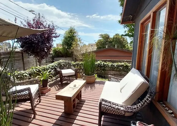 Casa Soleada Para Cuatro Personas, Con Patio, Hamaca Y Parrilla